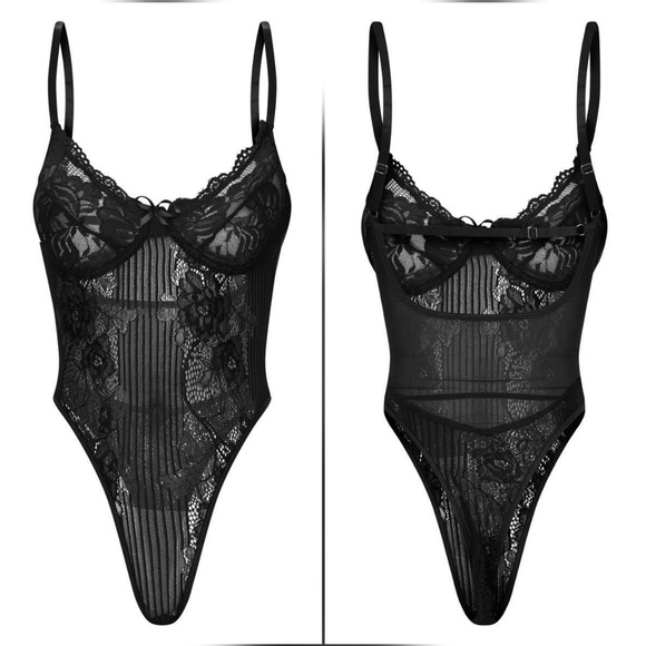 Scallop Edge Lace One Piece Teddy Bodysuit - Picture 8 of 8